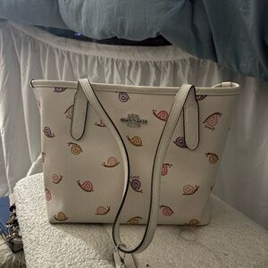 Coach Cream Multicolor Snail Tote
